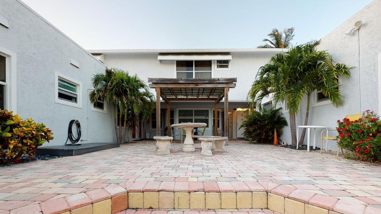 Sun Beach Inn Hollywood Exterior photo